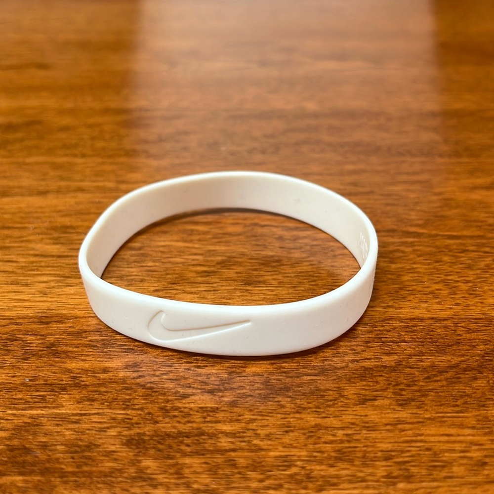 Nike “player” rubber wristband